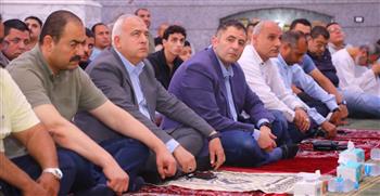   محافظ دمياط يؤدى صلاة الجمعة بمسجد الحمد برأس البر 