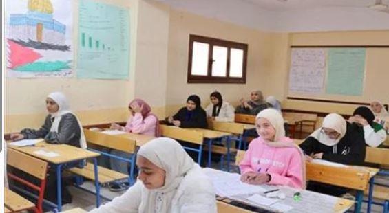 التعليم تعلن بدء تسليم أرقام جلوس طلاب الثانوية العامة بالمدارس