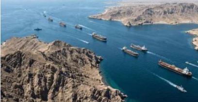 وزير الخارجية التركي: الأمريكيون والإيرانيون صادقون في رغبتهم بوقف الحرب وفتح مضيق هرمز