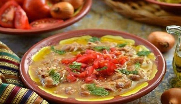 أفضل طريقة لعمل الفول بالطماطم مثل المطاعم