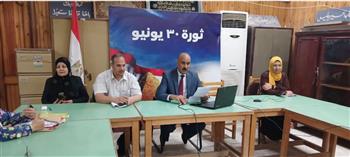   وكيل تعليم بني سويف يتابع أداء طلاب الدبلومات الفنية في امتحان التدريبات المهنية والمعامل