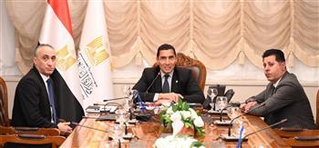 وزير الشباب يبحث دعم الفروسية مع الاتحاد والفارس سامح الدهان