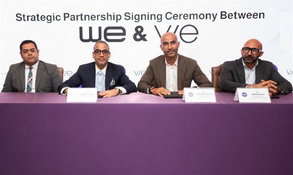 المصرية للاتصالات توقع  مع "VIE Communities" لتطوير البنية الرقمية لجميع مشروعاتها
