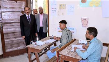   محافظ سوهاج يتفقد لجان امتحانات الثانوية العامة بمدارس حي غرب وأخميم وحي شرق