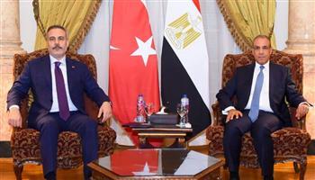 وزير الخارجية يلتقى نظيره التركي على هامش اجتماع الأطراف الاقليمية الأربعة بالقاهرة