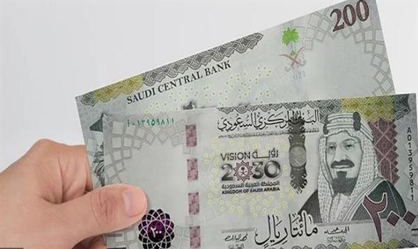 تراجع سعر الريال السعودي.. آخر تحديث بالبنوك