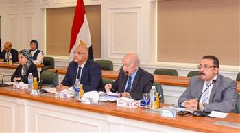   محافظ الإسكندرية يشهد اجتماع مجلس أمناء جامعة الإسكندرية الأهلية