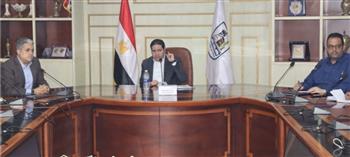   نائب محافظ بني سويف يتابع مشروع المركز الخدمي للنباتات الطبية بسمسطا