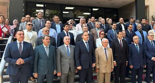 مؤتمر الإدارة الذكية يبحث التحول الرقمي والذكاء الاصطناعي