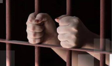 إحالة أوراق سيدة متهمة بقتل زوجها وحرق جثمانه في الشرقية إلى المفتي