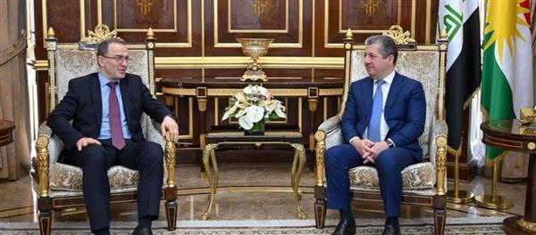 رئيس حكومة كوردستان والسفير الروسي يناقشان قضايا العراق والمنطقة