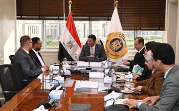   وزير الصناعة يبحث مع مسؤولي شركة جوتن مصر للدهانات خططها التوسعية