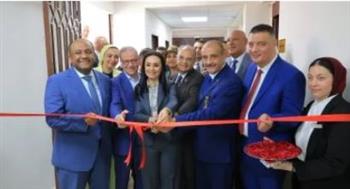   وزيرة التضامن تفتتح مركز تدريب وإنتاج الملابس الجاهزة بمستشفى مدينة نصر التخصصي