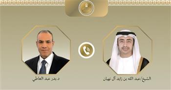 وزير الخارجية يبحث مع نظيره الإماراتي التطورات الإقليمية
