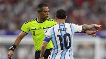 انتقادات إسبانية حادة للحكم أمين عمر بعد مواجهة الأرجنتين والنمسا في مونديال 2026