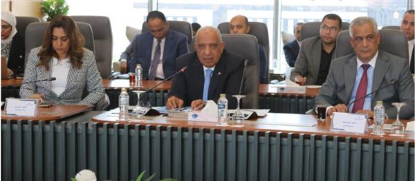 عصمت: الكهرباء متاحة لدعم خطط التنمية المستدامة
