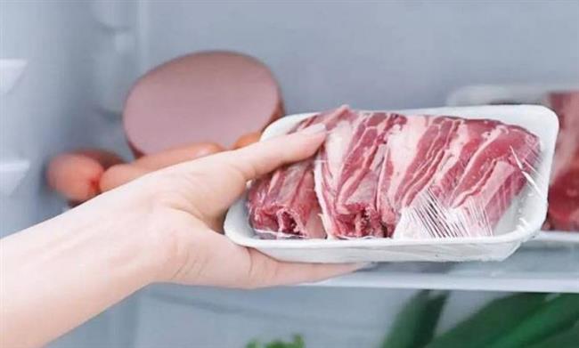 اللحوم المجمدة بين الشائعات والحقيقة.. هل تُضاف إليها مواد تسبب السرطان ؟