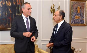   وزير الخارجية يبحث مع الممثل الأعلى لغزة تطورات الأوضاع في القطاع