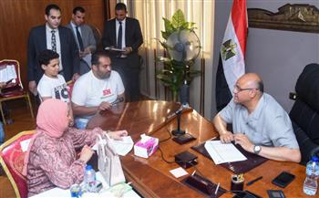   محافظ الإسكندرية يعقد لقاءً جماهيريًا بحي غرب ويوجه بسرعة فحص الشكاوى
