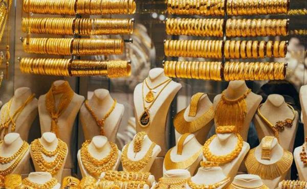 تراجع أسعار الذهب مع بداية التعاملات