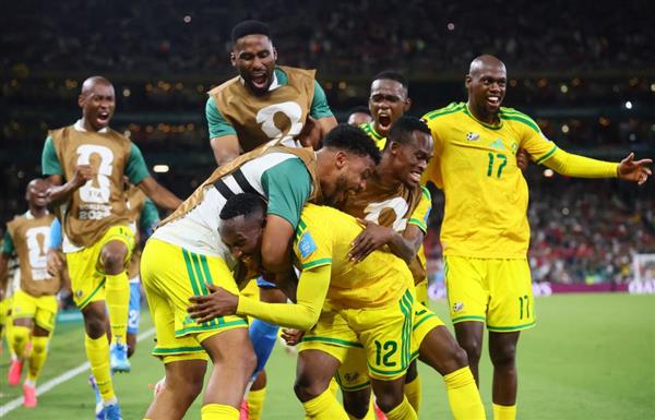 كأس العالم.. جنوب إفريقيا تهزم كوريا الجنوبية وتحجز بطاقة التأهل