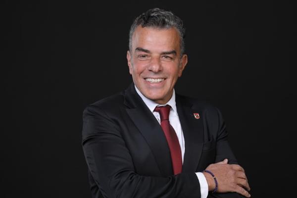 خالد مرتجي يعلن حصوله على حكم قضائي ضد أسامة خليل