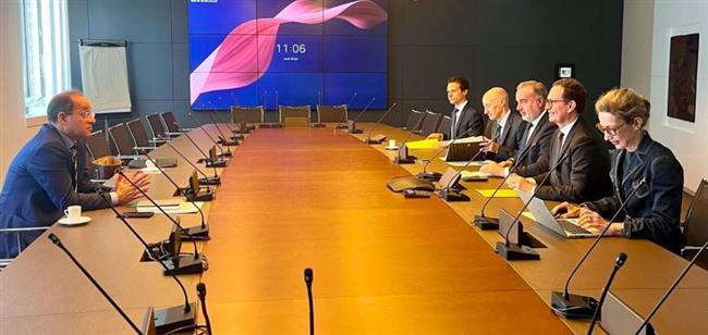 المالية: القطاع الخاص يقود النمو الاقتصادي مجددًا