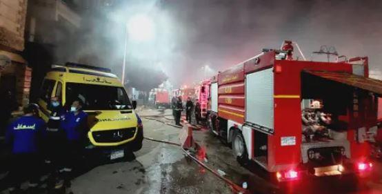 إخماد حريق داخل غرفة خشبية أعلى فندق بالدقى دون إصابات