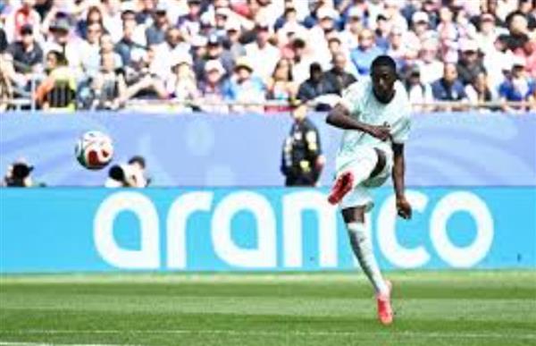 فرنسا تفوز برباعية وتحسم صدارة المجموعة التاسعة فى كأس العالم