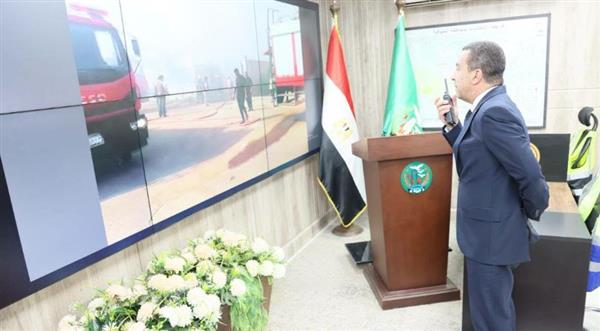 محافظ المنوفية يتابع حريق مصنع بالسادات ميدانيًا