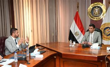   وزير الصناعة يبحث مع شركة "التوكل الكهربائية  جيلا" خطط التوسع في توطين تكنولوجيا الإضاءة
