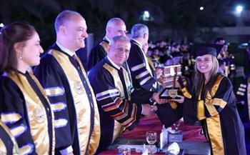 الأكاديمية العربية تحتفل بتخرج دفعة جديدة بكلية الصيدلة بأبو قير