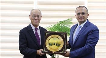 سفير اليابان يزور جامعة الجلالة لتعزيز التعاون الأكاديمي والثقافي مع اليابان