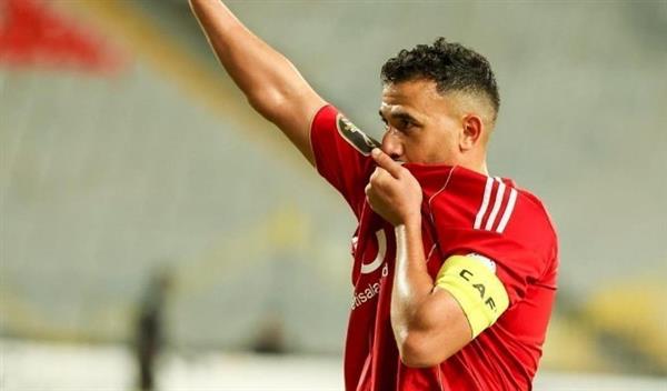 تريزيجيه بين البقاء بشروط الأهلي أو الرحيل للخليج في الصيف