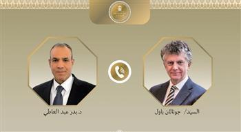 وزير الخارجية يبحث مع مستشار الأمن القومي البريطاني العلاقات الثنائية والتطورات الإقليمية
