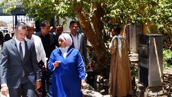 محافظ أسوان يتفقد مستشفى الصحة النفسية