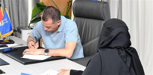 محافظ أسوان يصدر توجيهات عاجلة لتلبية مطالب 30 مواطن ومواطنة والتخفيف عنهم