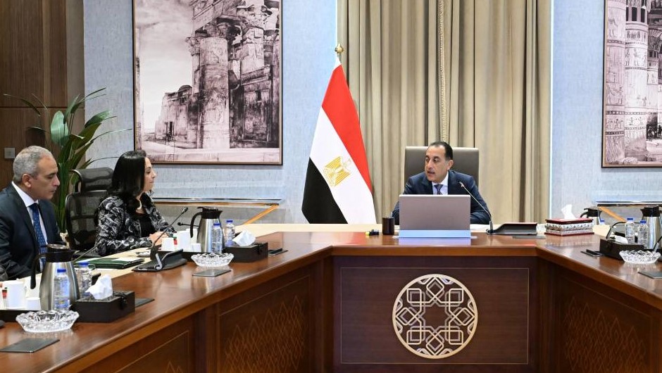 مدبولي يتابع منظومة التأمينات.. صرف 42 مليار جنيه معاشات لـ10.2 مليون مستحق