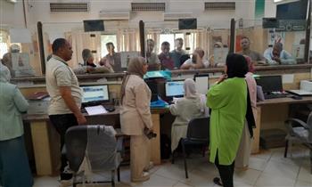   محافظ أسيوط يوجه بمتابعة الخدمات المقدمة للمواطنين
