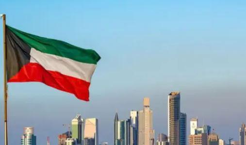 الكويت: نحتفظ بحقنا الكامل والأصيل باتخاذ الإجراءات المناسبة للرد على الاعتداءات الإيرانية