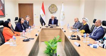   وزير التربية والتعليم يبحث مع وفد البنك الدولي سبل تعزيز التعاون المشترك