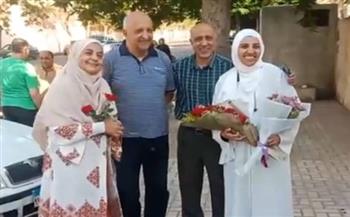 عودة أول أفواج حجاج الجمعيات الأهلية بالإسكندرية إلى أرض الوطن.. صور