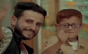   بعد سنوات من المعاناة.. طفل فلسطيني يستعيد بصره بفضل اللجنة المصرية
