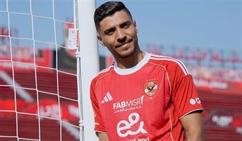 محمد شريف يقترب من الرحيل عن الأهلي