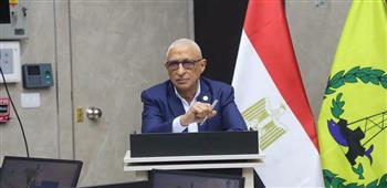   محافظ شمال سيناء يتابع استعدادات المحافظة للتعامل مع الأزمات والطوارئ