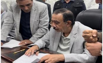 محافظ سوهاج يستجيب لطلب فتاة من ذوي الهمم بلغة الإشارة