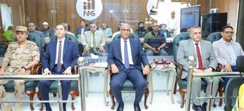 محافظ كفر الشيخ يتابع انتظام الخدمات عبر مركز الطوارئ