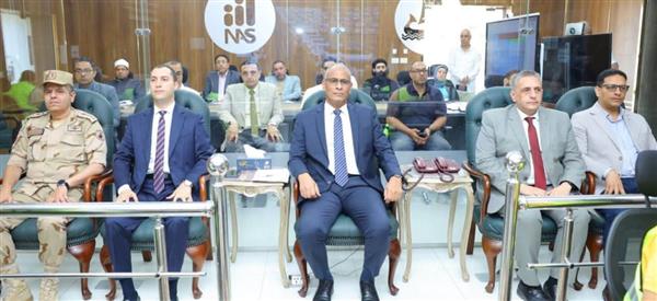 محافظ كفر الشيخ يتابع انتظام الخدمات عبر مركز الطوارئ