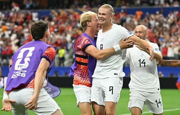هالاند يقود النرويج لفوز قاتل على كوت ديفوار في كأس العالم