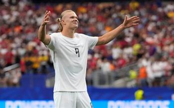 ماكينة أهداف لا تتوقف.. هالاند يسجل في 13 مباراة متتالية مع النرويج